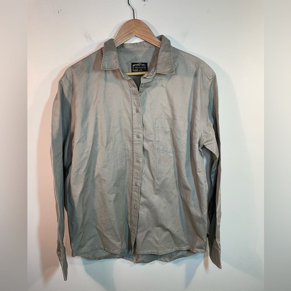 NWOT United‎ By Blue Hemp/Organic Cotton Gray Button Down Long Sleeve Mens Large